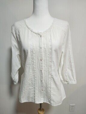 MUDD Women's White Button-Front Lace Trim Blouse